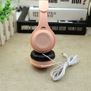 Audífonos y Auriculares con Cable de 3.5mm, Ligeros y Plegables, para Estudiantes, Niños y Amantes de la Música - Product Image 4