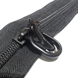 Glissière de fermeture éclair en nylon et métal rectangulaire en forme de G avec logo personnalisé Extracteur de fermeture éclair noir de <span class=keywords><strong>peinture</strong></span> sans nickel - Product Image 6