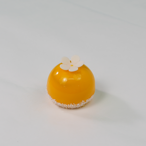 Gâteau Mousse en Forme de Fleurs de Cerisier Jaune, Faible en Gras, Délicieux, Congelé, Transport Direct <span class=keywords><strong>du</strong></span> Fabricant, en Boîte - Product Image 3