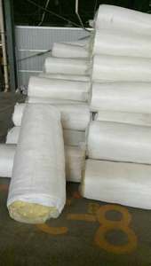 Utilisation industrielle <span class=keywords><strong>60mm</strong></span> R1.3 Couverture isolante pour toitures Feuille légère en fibre <span class=keywords><strong>de</strong></span> <span class=keywords><strong>verre</strong></span> Rouleau <span class=keywords><strong>de</strong></span> mousse d'aluminium avec matériau en fibre <span class=keywords><strong>de</strong></span> <span class=keywords><strong>verre</strong></span> - Product Image 5