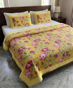 Handmade Yellow Floral Quilt <b>Bedspread</b> Reversible <b>Double</b> Bed Comforter Set with Matching Pillow Covers - Product Image 1