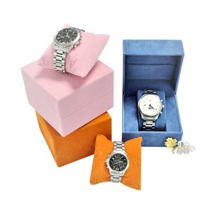 Wholesale Custom Logo Plush Pink Square Velvet Protective <strong>Watch</strong> Storage Display <strong>Box</strong> with Card <strong>Holder</strong> for Girls - Product Image 1