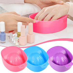 Bol de trempage des mains 3 couleurs, outil de nettoyage pour nail art, bassin de soin exfoliant pour peaux mortes, pour manucure, pédicure et traitement en salon - Product Image 1