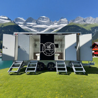 Toilettes portables de luxe de haute qualité 2025, design moderne pratique, remorque de toilettes, chariot de toilettes noir et blanc pour l'extérieur