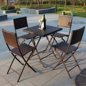 Im Verkauf Luxus Stil Outdoor Rattan Bistro Set Edelstahl Esstisch und Stuhl Sets Klappstuhl Tisch Bistro Set