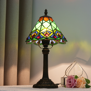Bestseller Maßgefertigte Tiffany-Tischlampe für Hotel Schlafzimmer Nachttisch Wohnzimmer Dekoration Beleuchtung Minimalistische Schreibtischleuchten - Product Image 6