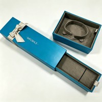 Boîte à bijoux personnalisée bleue avec ruban en satin, boîte rigide en papier coulissante pour collier, bracelet, bague, boucles d'oreilles, cadeaux