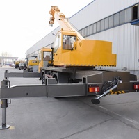 Grue mobile miniature LUYING de 12 tonnes avec moteur Cummins, composants hydrauliques Liyuan, haute efficacité, utilisation en construction