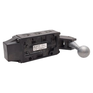 K71DA00KS1KL0 Nugget 200 Spool Valve, LeverSpring, 52, 14in NPT - Product Image 2