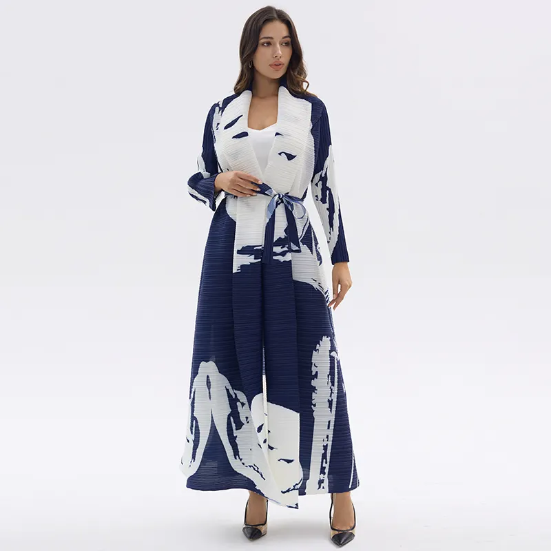 2023 Bohemian high quality Miyake pleated Dubai abaya Muslim pleated women's print plus size loose long dress cardigan robe