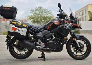 Motocicleta de Aventura Usada DL250 Twin con Enfriamiento por Agua, Apta para Todas las Condiciones de Carretera y para Desplazamientos Diarios - Product Image 3