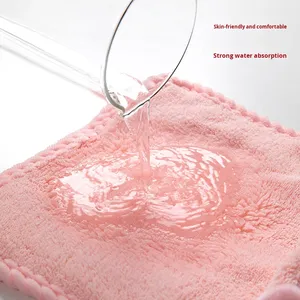 Simpatico cartone animato coreano salvadanaio ricamato in velluto corallo asciugamano da bagno assorbente ed elegante per uso domestico in cucina - Product Image 4