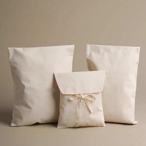 Sac d'emballage biodégradable en coton biologique avec logo personnalisé, idéal pour sous-vêtements, chaussures, avec rabat – Offre Spéciale - Product Image 2