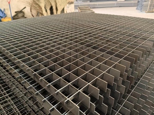 Plateforme de passerelle en acier galvanisé à chaud, plancher en acier grillagé - Product Image 5