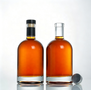 Botella de Vidrio Decorativa de Primera Calidad con Recubrimiento Negro para <span class=keywords><strong>Pisco</strong></span>, Ron o Licores, con Tapón de Corcho - Product Image 2