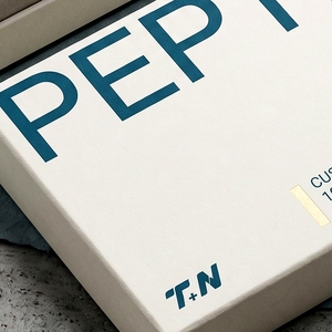 Caixa Rígida Personalizada com Tampa e Base Brancas para Frascos de Peptídeos, 10 Frascos e Logotipo em Papelão com Estampa em Folha Dourada para Cuidados Pessoais - Product Image 3