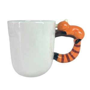 كوب أحمر سيراميك على شكل باندا مقبض قهوة مضحكة كوب حليب لاتي أكواب ظريفة - Product Image 2