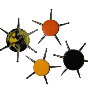 Stylo à points pour ongles 6 en 1 avec manche en acrylique noir, outil de sélection de tailles mixtes pour la manucure, le salon et la création d'art des ongles - Product Image 1