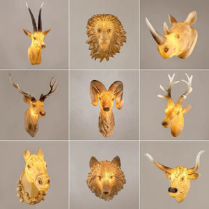 Lámpara de Pared Decorativa de Resina con Motivo de Lobo, Lámpara de Pared para Sala de Estar, Dormitorio, Estudio, Estilo Nórdico Retro - Product Image 4