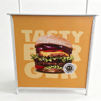 Table promotionnelle pliable et durable sur mesure pour salons professionnels, événements et expositions