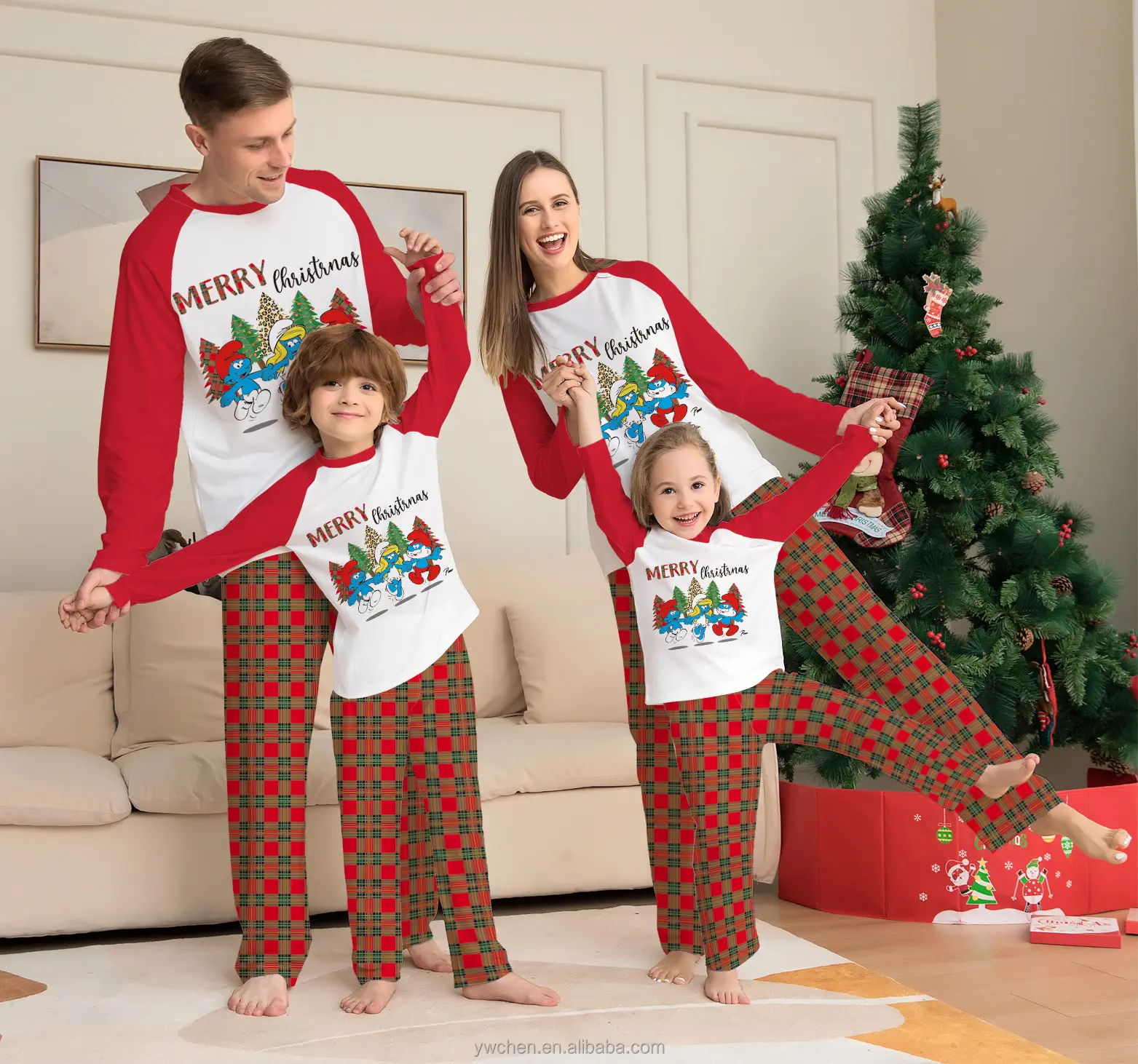 Factory Price Women Christmas Striped Pajamas Matching Family Pajamas Cute Plaid Mommy and Me Pajamas