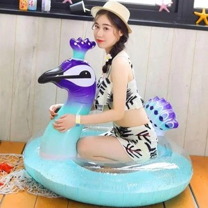 ห่วงยางเป่าลมรูปนกยูงขนาดใหญ่ น่ารักสำหรับผู้ใหญ่ เหมาะสำหรับปาร์ตี้ริมสระน้ำ ทะเลสาบ หรือชายหาดในช่วงฤดูร้อน - Product Image 3