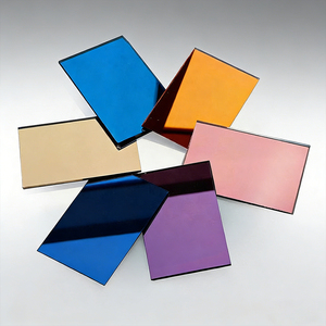 Miroir décoratif en verre avec bord poli, verre miroir trempé d'un côté pour la décoration intérieure commerciale et hôtelière - Product Image 1