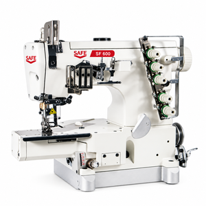 Machine à coudre interlock SF-600-01-CB pour la pose de bandes de couture sur les sous-vêtements, les t-shirts et les slips, avec moteur à entraînement direct - Product Image 1