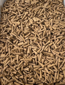 Conos de Incienso de Agarwood Natural, Hechos a Mano, Ecológicos, Orgánicos, de Larga Duración, Aroma a Oud Vietnamita - Product Image 6