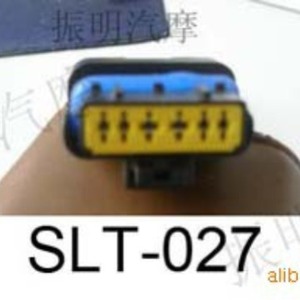 Conector Automotriz de 4 Pines de la Marca OLT, Enchufe de Plástico Blanco, Rojo, Amarillo y Negro para Uso General - Product Image 5
