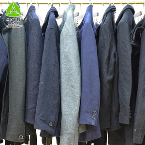 Meilleure Qualité Vêtements d'Occasion Hommes par Balle Vêtements d'Hiver Usagés Mélangés en Balles Vente en Gros Vêtements Usagés - Product Image 4