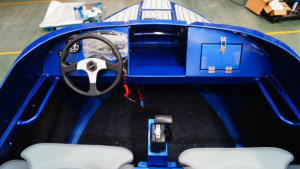 Bateau à moteur en aluminium Kinlife, directement de l'usine, avec moteur in-bord, 4 places, pour la pêche récréative, l'utilisation en lac côtier. - Product Image 4