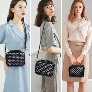 Saco térmico crossbody personalizado de grande capacidade para ombro único, saco com zíper duplo à prova d'água de alta qualidade - Product Image 2