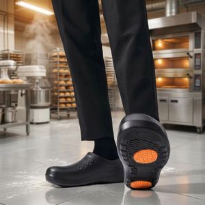 Chaussures de travail anti-fatigue pour la production alimentaire, sabots de cuisine antidérapants, imperméables, résistants à l'huile, chaussures de sécurité pour la pharmacie - Product Image 4