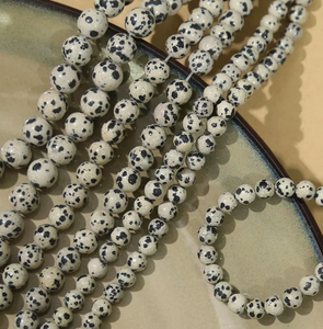 Natürliche Dalmatiner-Schwarzfleck-Perlen, runde lose Stein-Abstandsperlen für die Schmuckherstellung, DIY-Armband, Halskette, Bastelbedarf, Großhandel - Product Image 4
