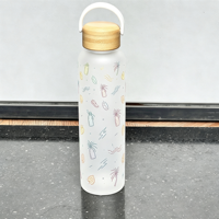 Bouteille d'eau en verre borosilicate de 550 ml sans BPA, entièrement imprimée avec une finition en silicone au toucher doux