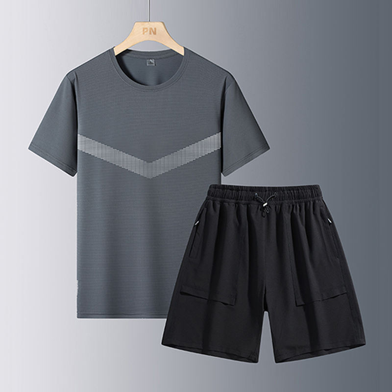 Gris foncé [T-shirt] + Noir [short]