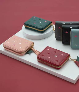 Gran oferta, billetera de cuero PU para mujer con cierre de cremallera, colgante de estrella, decoración de borlas para niñas y mujeres - Product Image 5