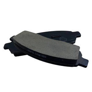 Plaquettes de frein à disque en céramique durables, résistance aux hautes températures pour berlines, SUV, crossovers, camions légers, pièces automobiles - Product Image 3