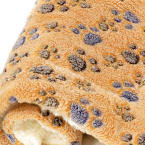 Material Suave y Cómodo, Manta para Mascotas de Franela de 50*70cm, Manta y Cobija Cómodas para Mascotas - Product Image 4