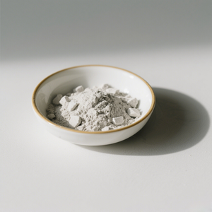 Poudre blanche nanométrique de qualité industrielle Al2O3 oxyde Zro2 (zircone) pour céramique et revêtement d'alumine calcinée