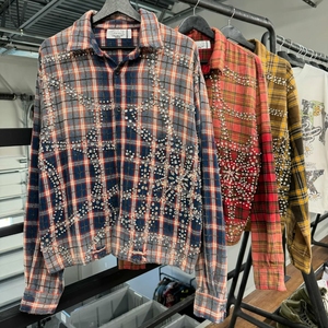 Camicie di Flanella da Uomo a Maniche Lunghe o Corte Personalizzate Scozzesi Cropped con Taglio Boxy Effetto Distressed e Strass Stile Streetwear di Produzione - Product Image 5