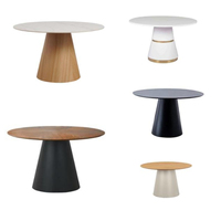 Ensemble de table à manger en bois convertible de style nordique moderne, fourni par l'usine, assemblé de manière stable pour une utilisation dans les restaurants et les hôtels, en vente