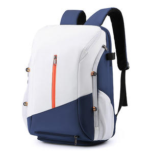 Sac à dos personnalisé imperméable pour équipement de basketball, sac à dos pour raquettes de volley-ball avec filet externe pour ballon et compartiment à chaussures pour le football - Product Image 1
