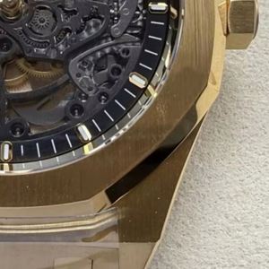 Reloj de lujo de alta calidad con movimiento tourbillon poligonal dorado, diseño hueco transparente y esfera de 41 mm. - Product Image 2
