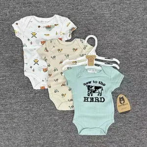 Pijamas finos de algodón para bebés, ropa para recién nacidos, suéter liso de media manga, ropa para bebés