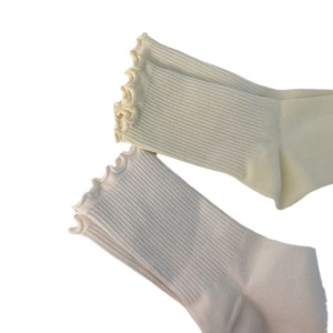 Calcetines de mujer de color sólido con ribete de volantes, calcetines transpirables hasta la pantorrilla para jóvenes a la moda. - Product Image 5