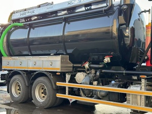 Nouveau <span class=keywords><strong>camion</strong></span> de collecte et de nettoyage des eaux usées ISUZU à cabine simple, moteur diesel, <span class=keywords><strong>17m3</strong></span>, pompe à vide, transmission manuelle, norme d'émission EURO 5 - Product Image 2