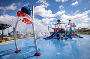 Bac de vidange commercial en acier inoxydable, toboggan aquatique pulvérisateur en forme de fusée pour parcs aquatiques commerciaux - Product Image 2