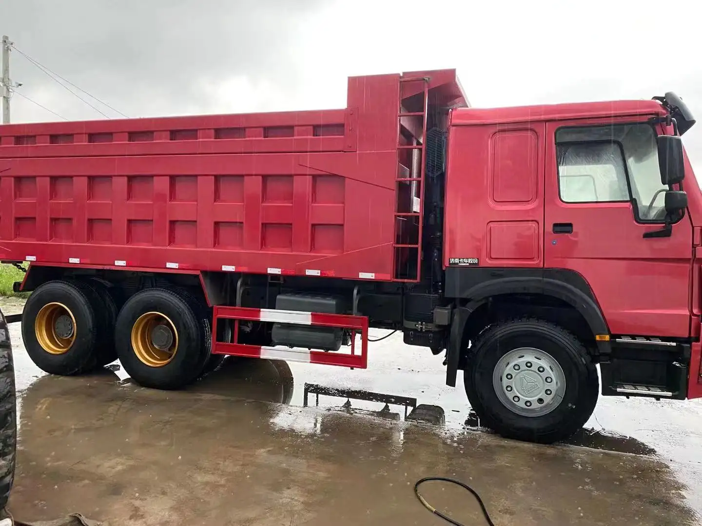 used second hand howo brand dump truck for sale